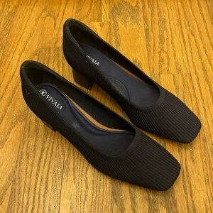 VIVAIA Navy Square Toe Heels